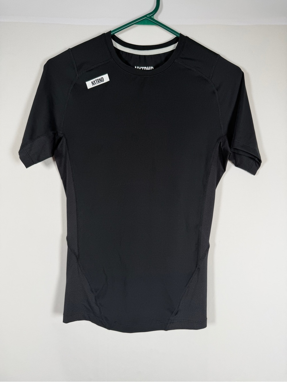 NXTRND Men's short-sleeve core compression base layer Black Short-Sleeve Shirt